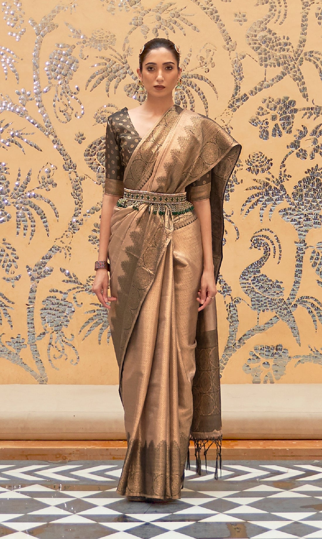 Tanishka – Pure Golden Woven Kanjivaram Saree