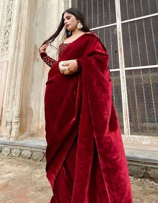 Elegant Velvet Saree