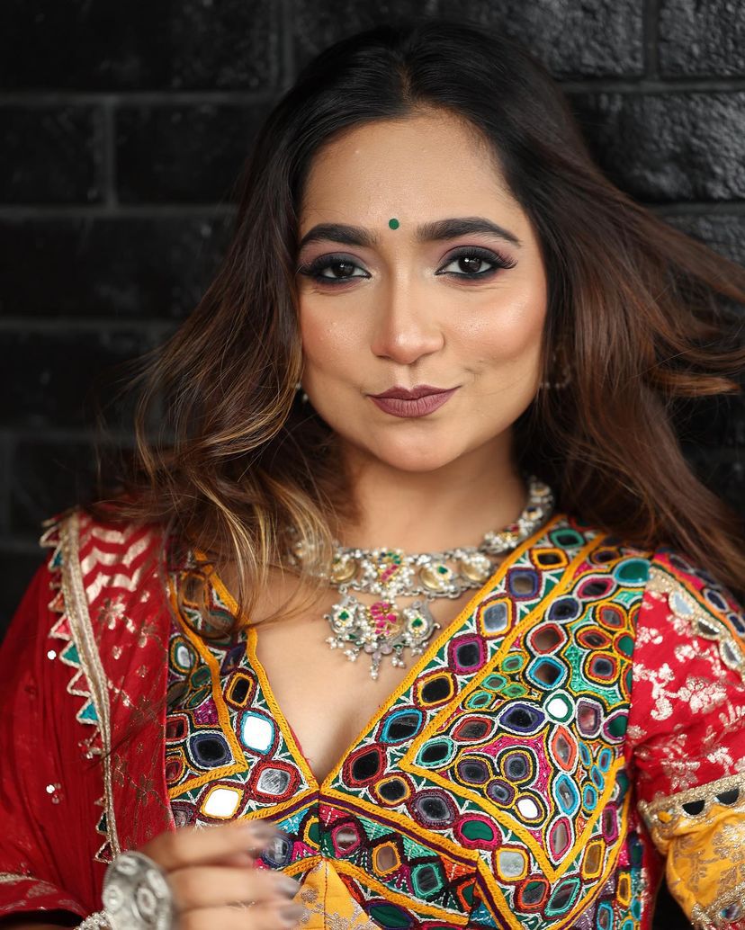 Heritage Folk Art Navratri Lehenga