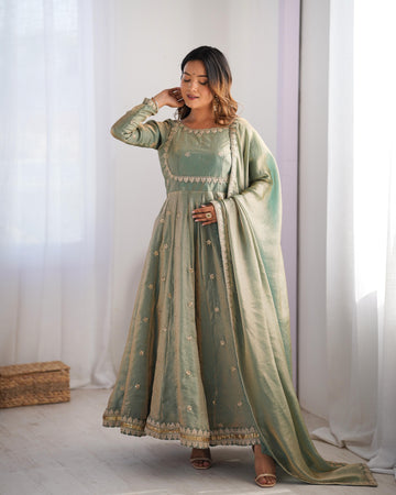 Falaknama Charm Salwar Suit