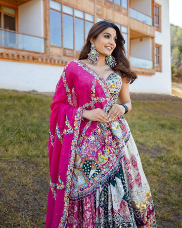 Srini Garba Glam Navratri Lehenga