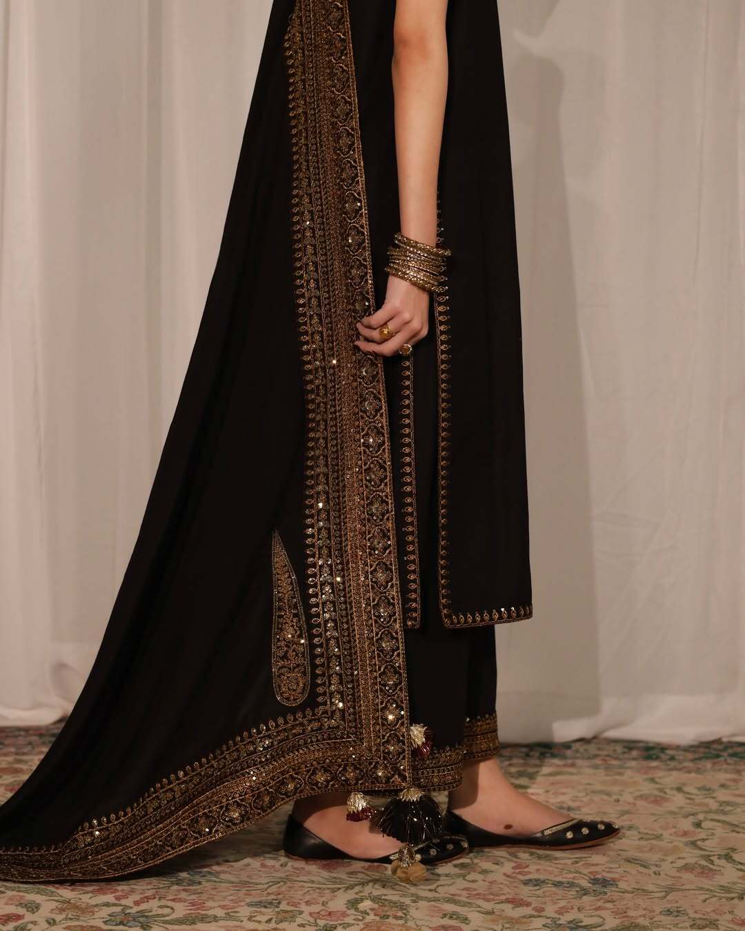Gilded Noir Statement Kurta Set